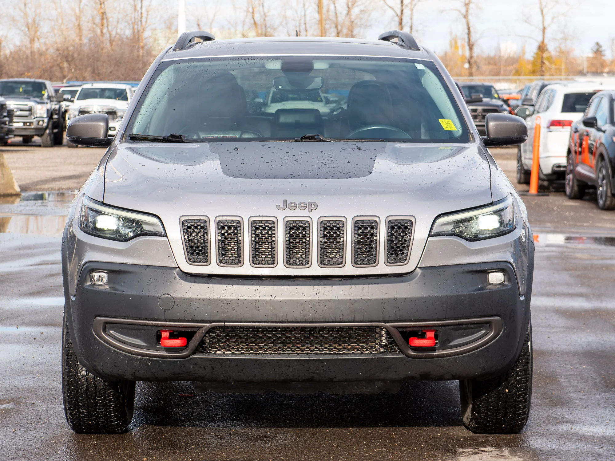 Used 2020 Silver Jeep Trailhawk* 4x4, Panoramic Roof, Trailer Tow Group, Remote Start image 7