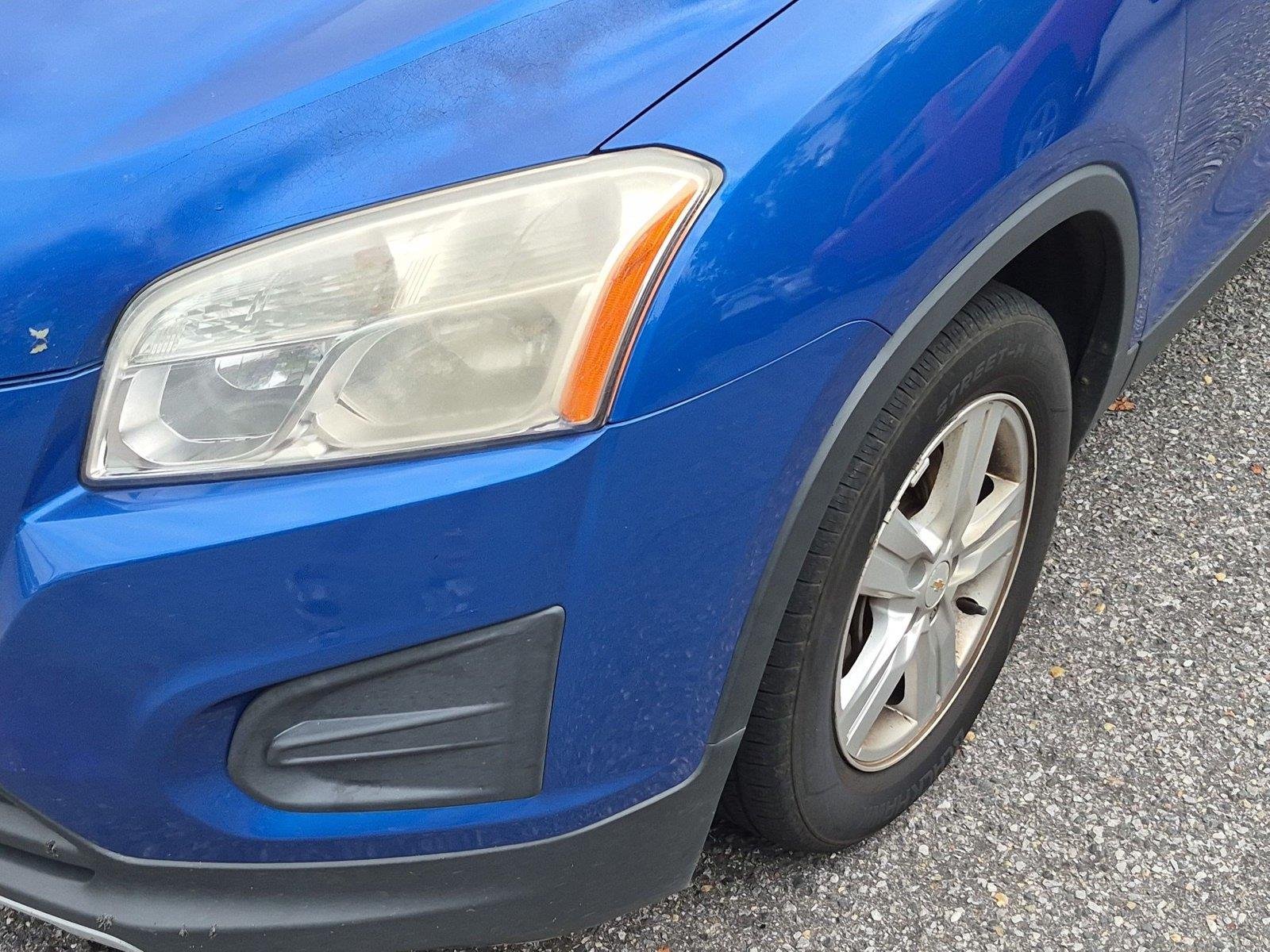 Used 2015 Brilliant Blue Metallic Chevrolet LT image 9