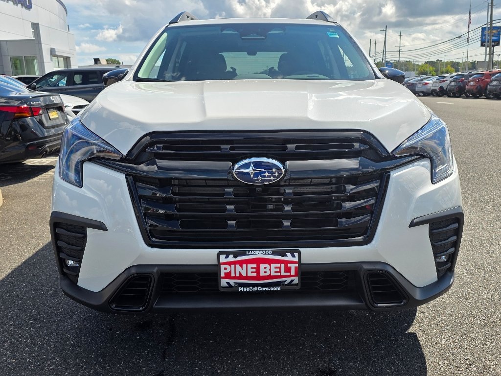 Used 2025 Crystal White Pearl Subaru Onyx Edition Touring image 7