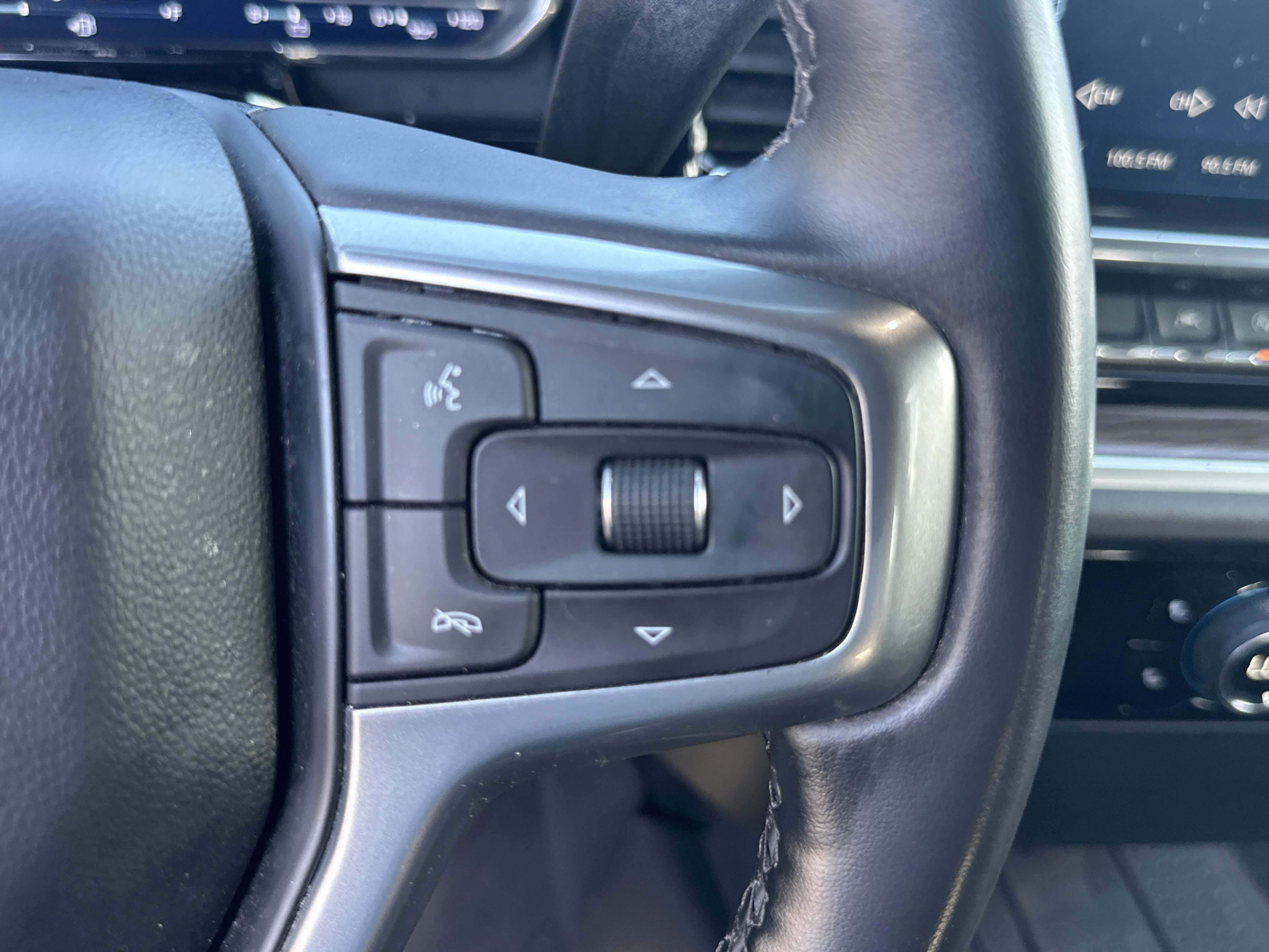 Used 2024 Black Chevrolet RST image 29