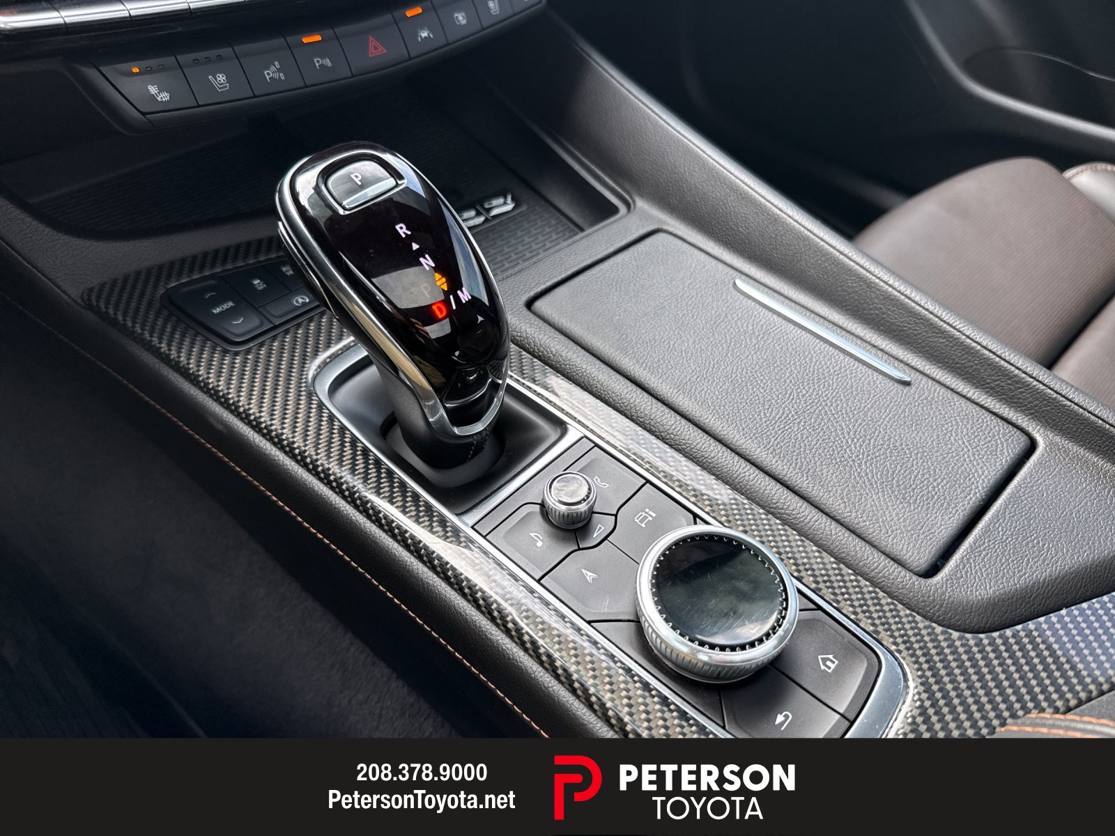 Used 2025  Cadillac Sport image 20