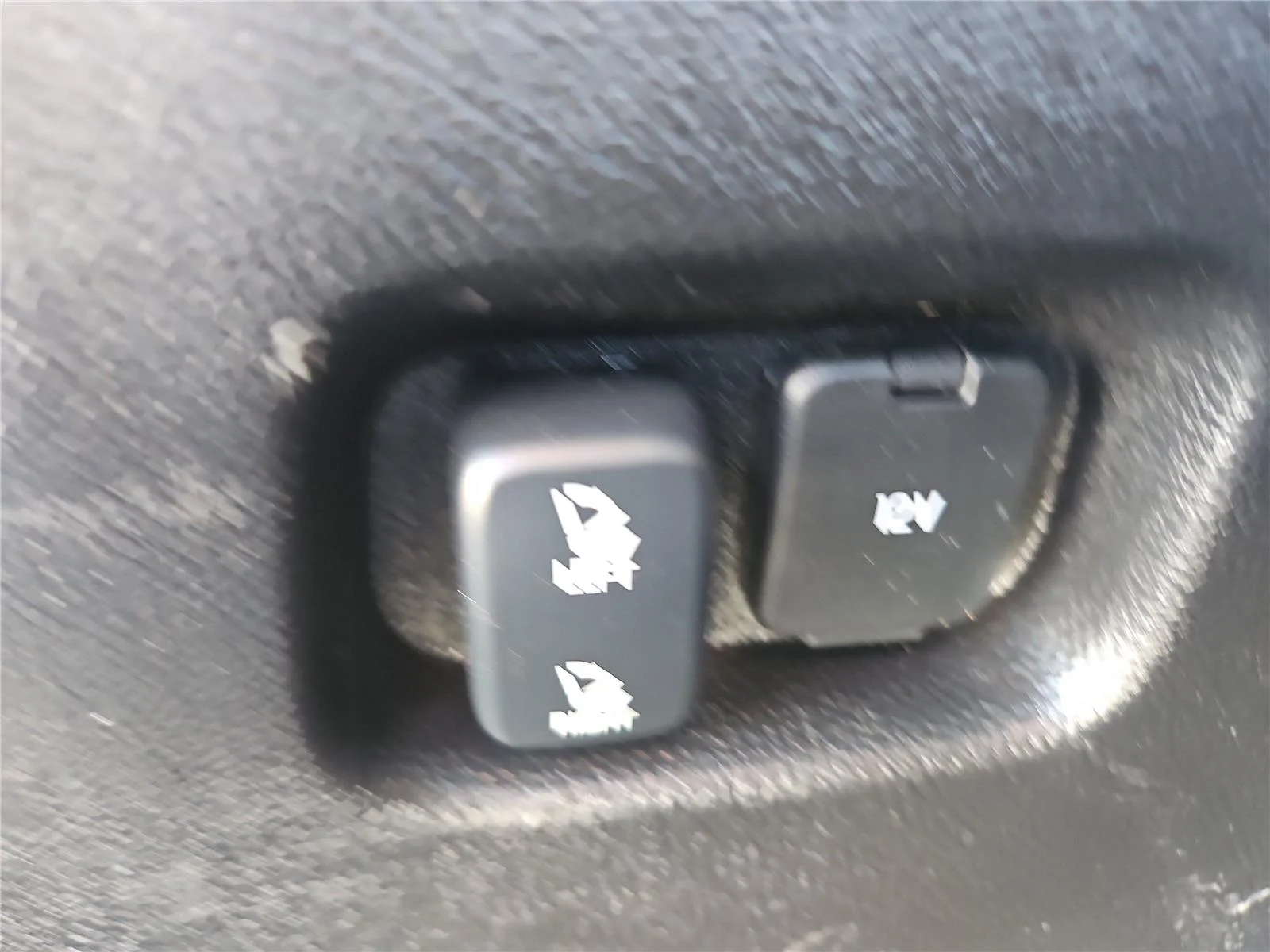Used 2024 Blue Ford SEL image 18