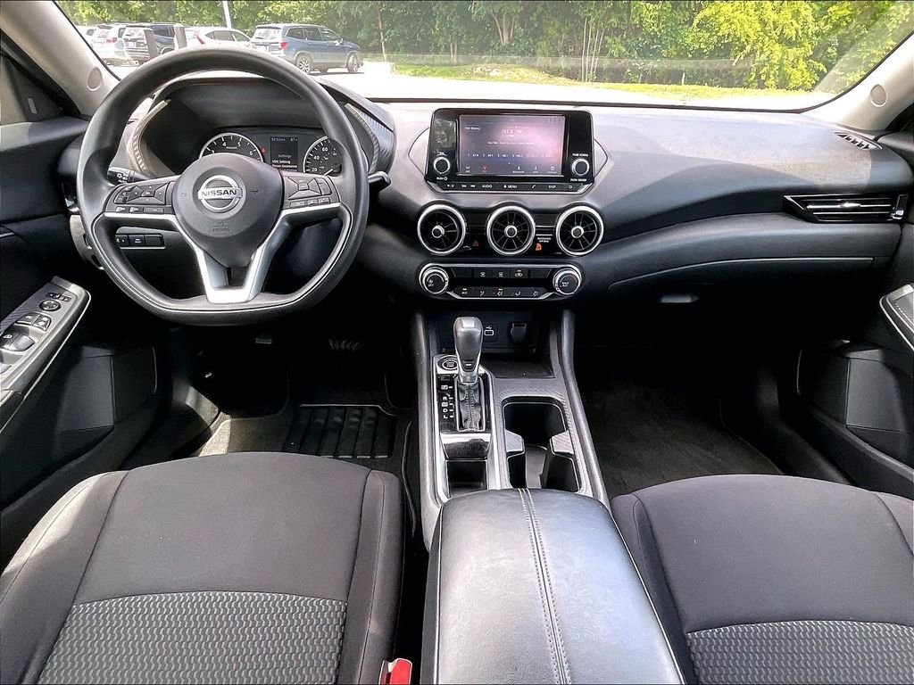 Used 2020 Gray Nissan S image 21
