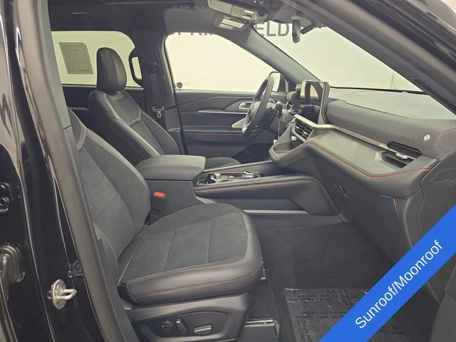 New 2026 Agate Black Metallic Ford ST image 11
