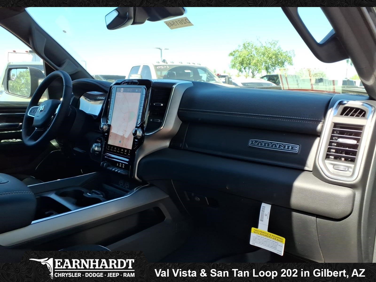 New 2026 Diamond Black Crystal Pearl-Coat Exterior Paint RAM Laramie image 6