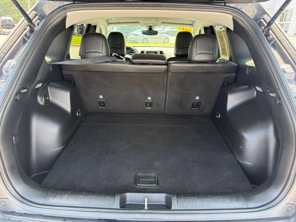 Used 2019 Gray Jeep Trailhawk image 21
