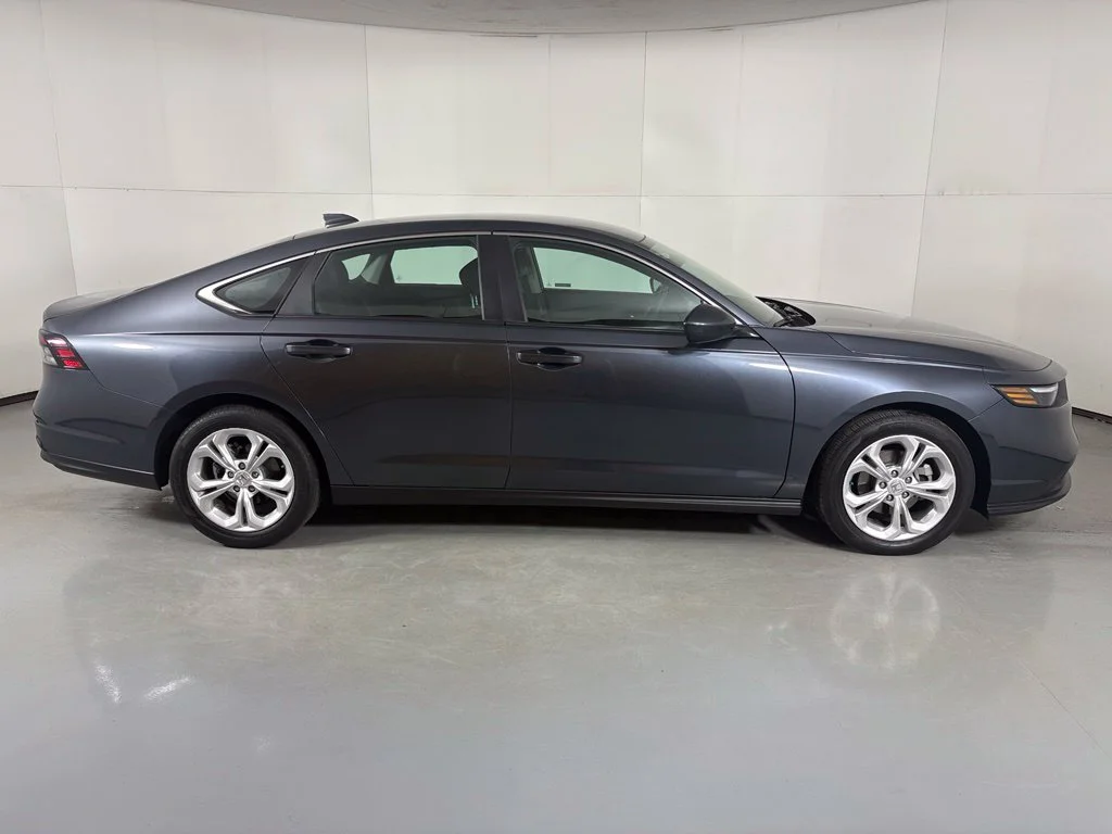 Used 2026 Gray Honda LX image 9