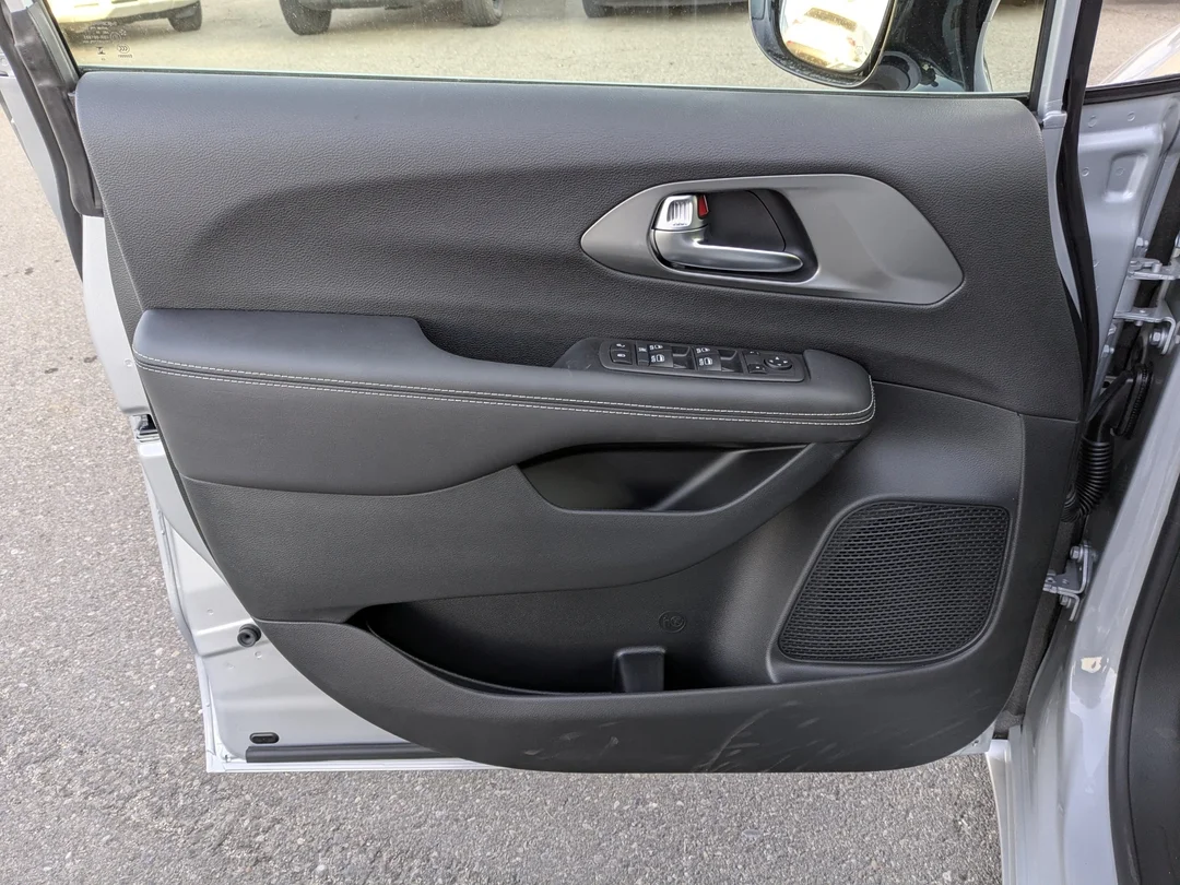 New 2026 Silver Chrysler SXT - - FWD - Power Liftgate - Power Sliding Doors - Leather & More! image 12