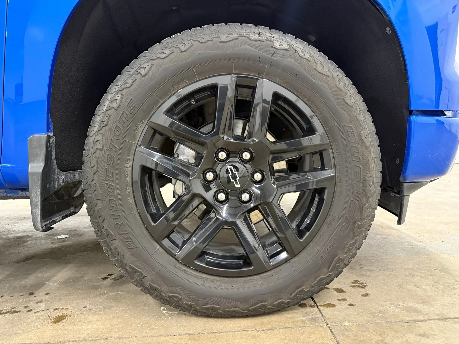 Used 2025 Blue Chevrolet Custom image 26