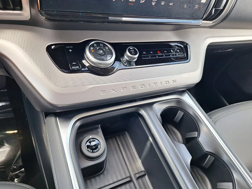 New 2026 Agate Black Metallic Ford Active image 21