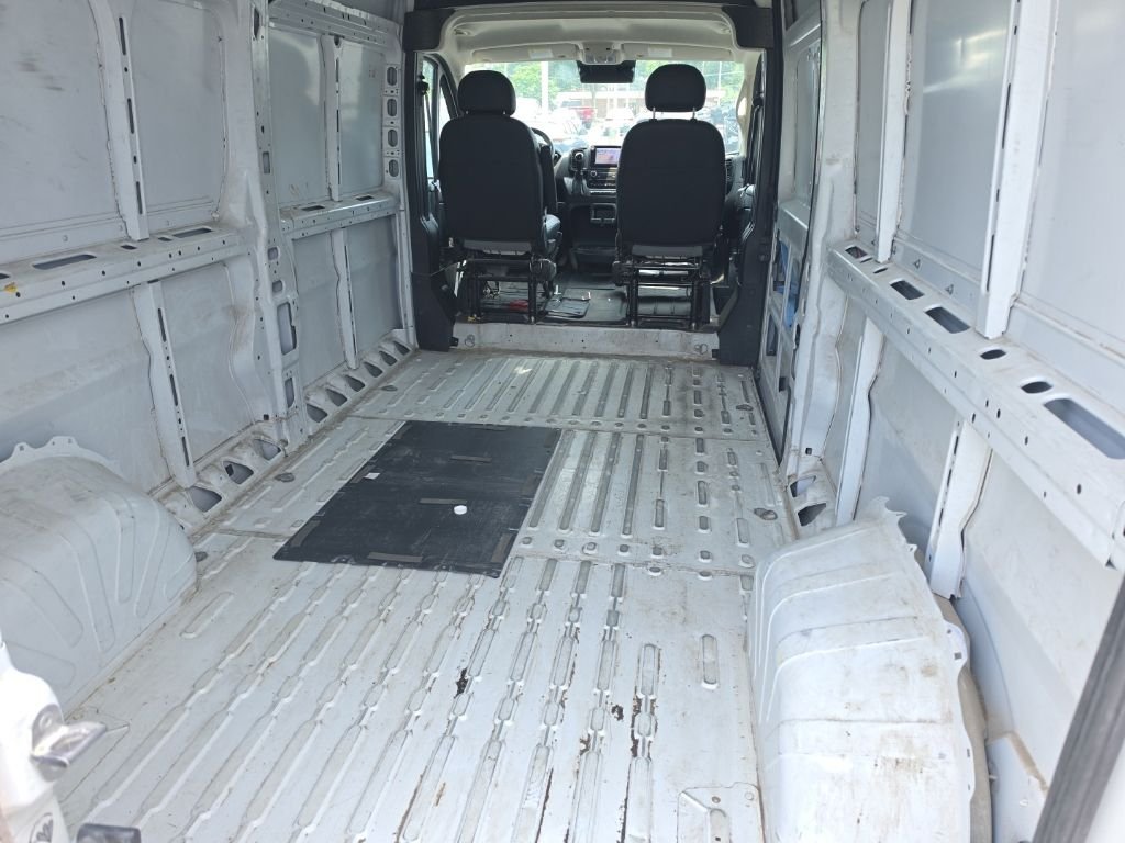 Used 2025 White Ram High Roof image 8