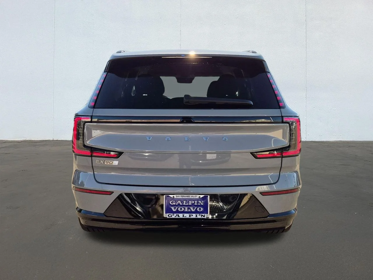 New 2026 Vapour Grey Volvo Ultra image 5