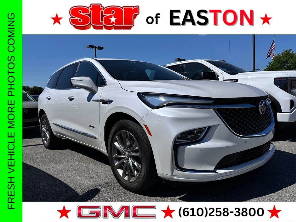 2024 Buick Enclave Avenir AWD's photo
