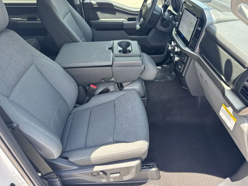 New 2026 White Ford XLT image 13