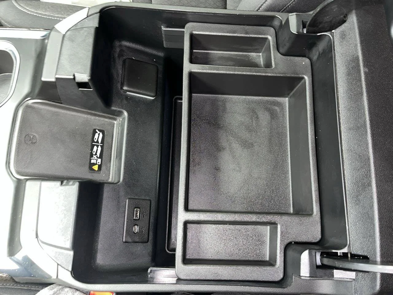 2022 Chevrolet Silverado 1500 RST - Photo 29