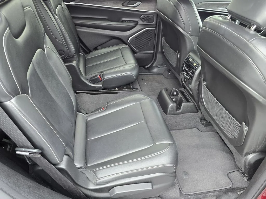 Used 2021 Red Jeep Limited 4x4 image 19