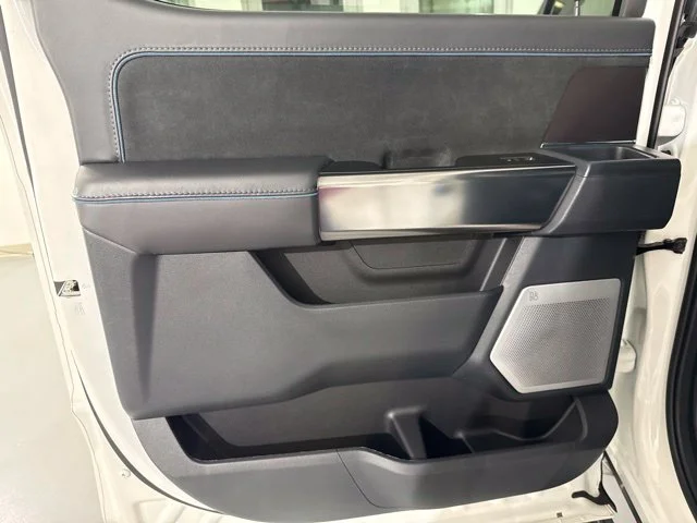 Used 2025 White Ford Platinum image 15