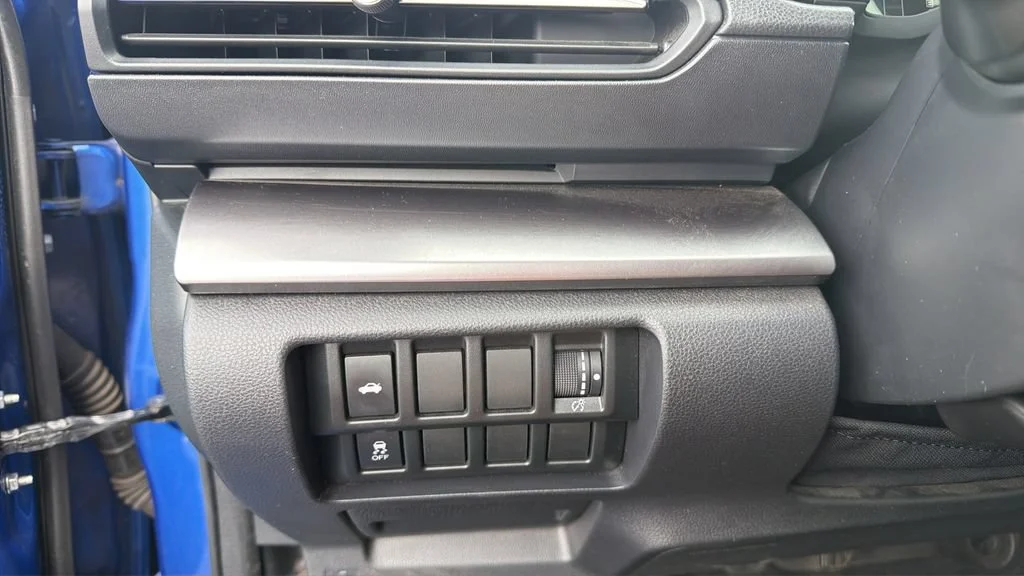 Used 2022 Blue Subaru BASE image 29