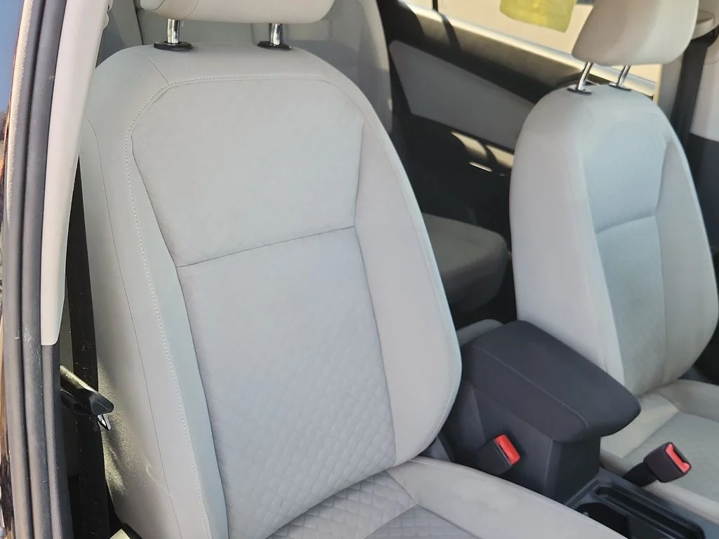 Used 2018 Black Volkswagen 2.0T S image 15