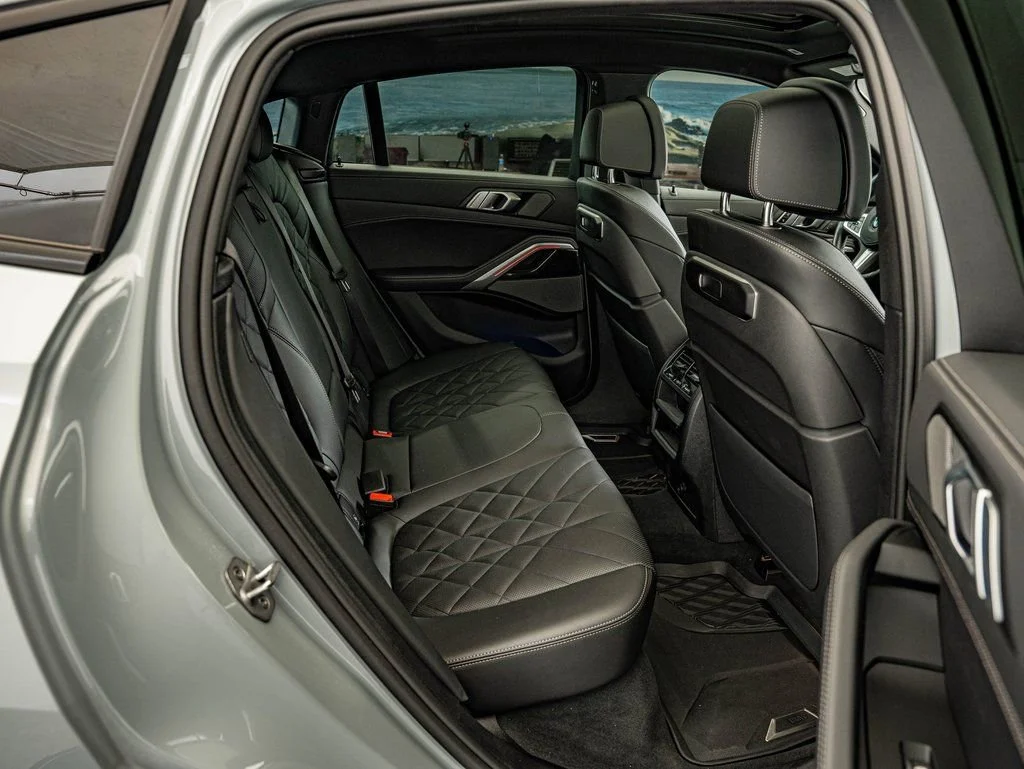 Used 2024 Brooklyn Gray Metallic BMW xDrive40i image 35