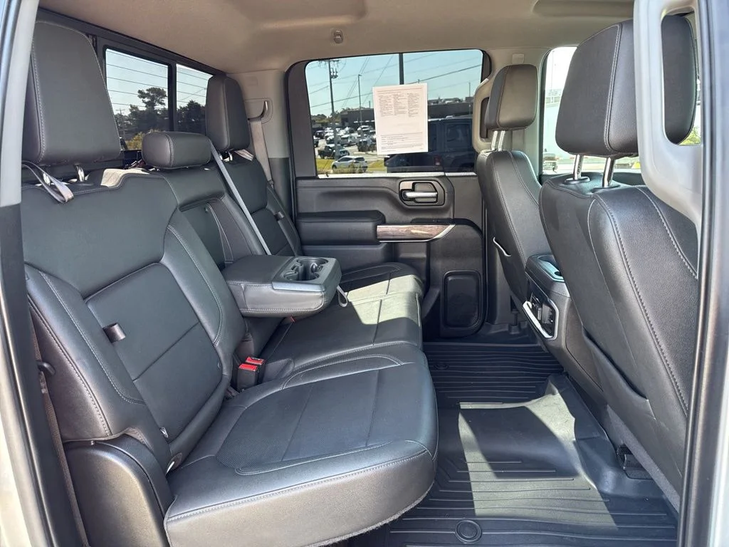 Used 2022 Silver Chevrolet LTZ image 17