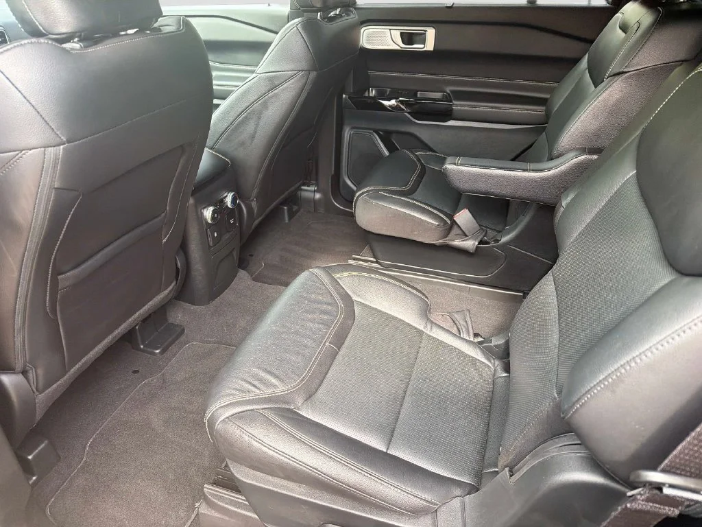 Used 2023 Agate Black Metallic Ford ST image 15