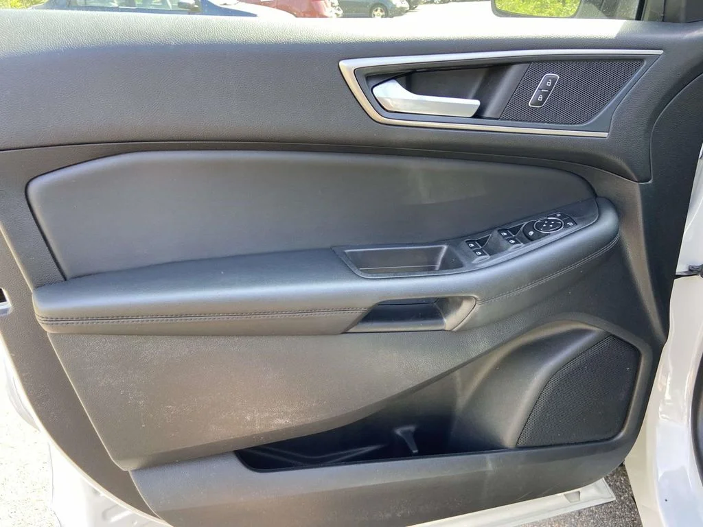 Used 2024 Oxford White Ford SEL image 14