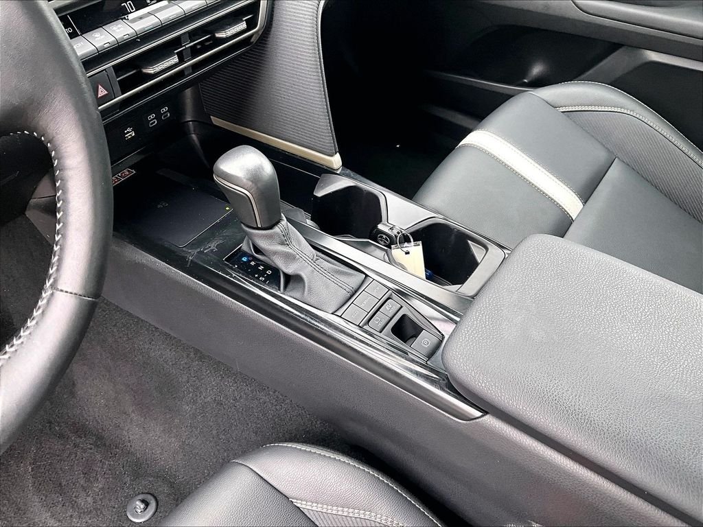 Used 2025 White Toyota SE image 20