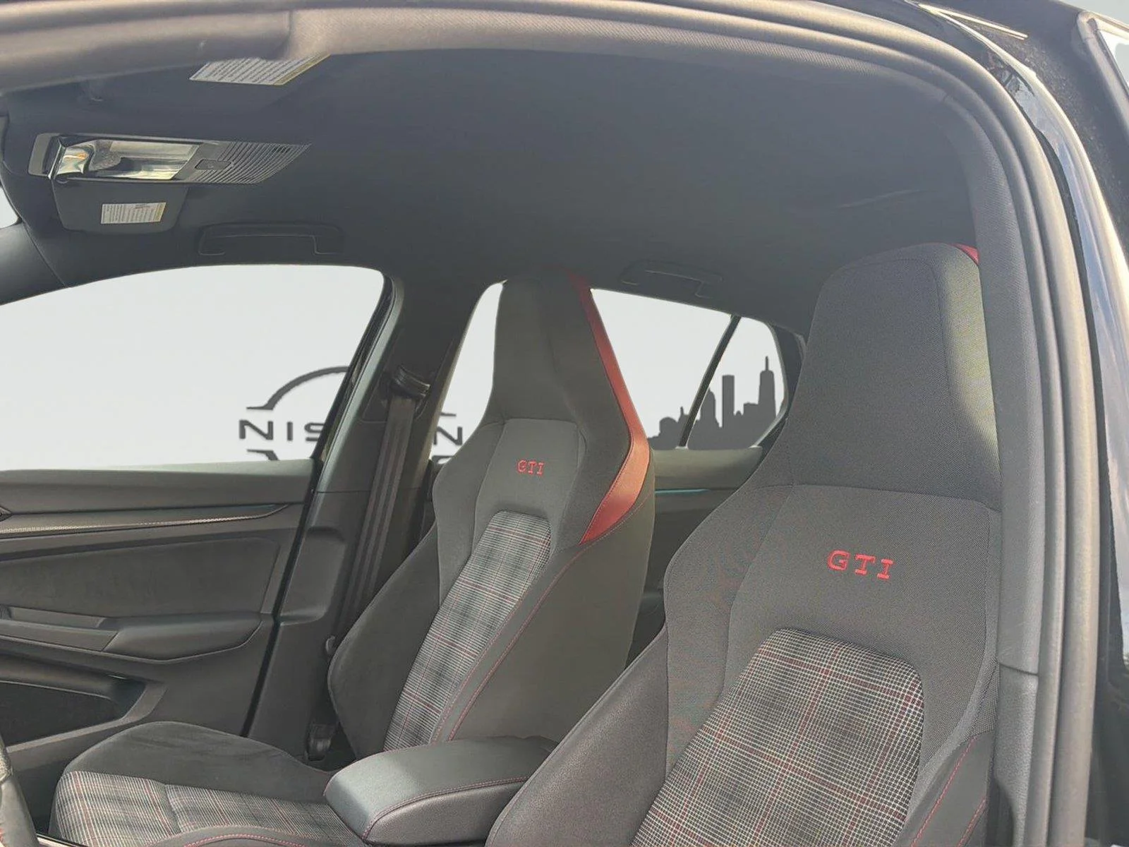 2024 Volkswagen Golf GTI S - Photo 11