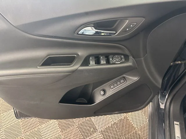 Used 2022 Gray Chevrolet Premier image 18