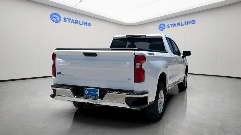 Used 2020 SUMMIT WHITE Chevrolet LT image 8