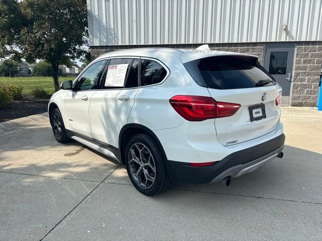 Used 2017 White BMW xDrive28i image 9