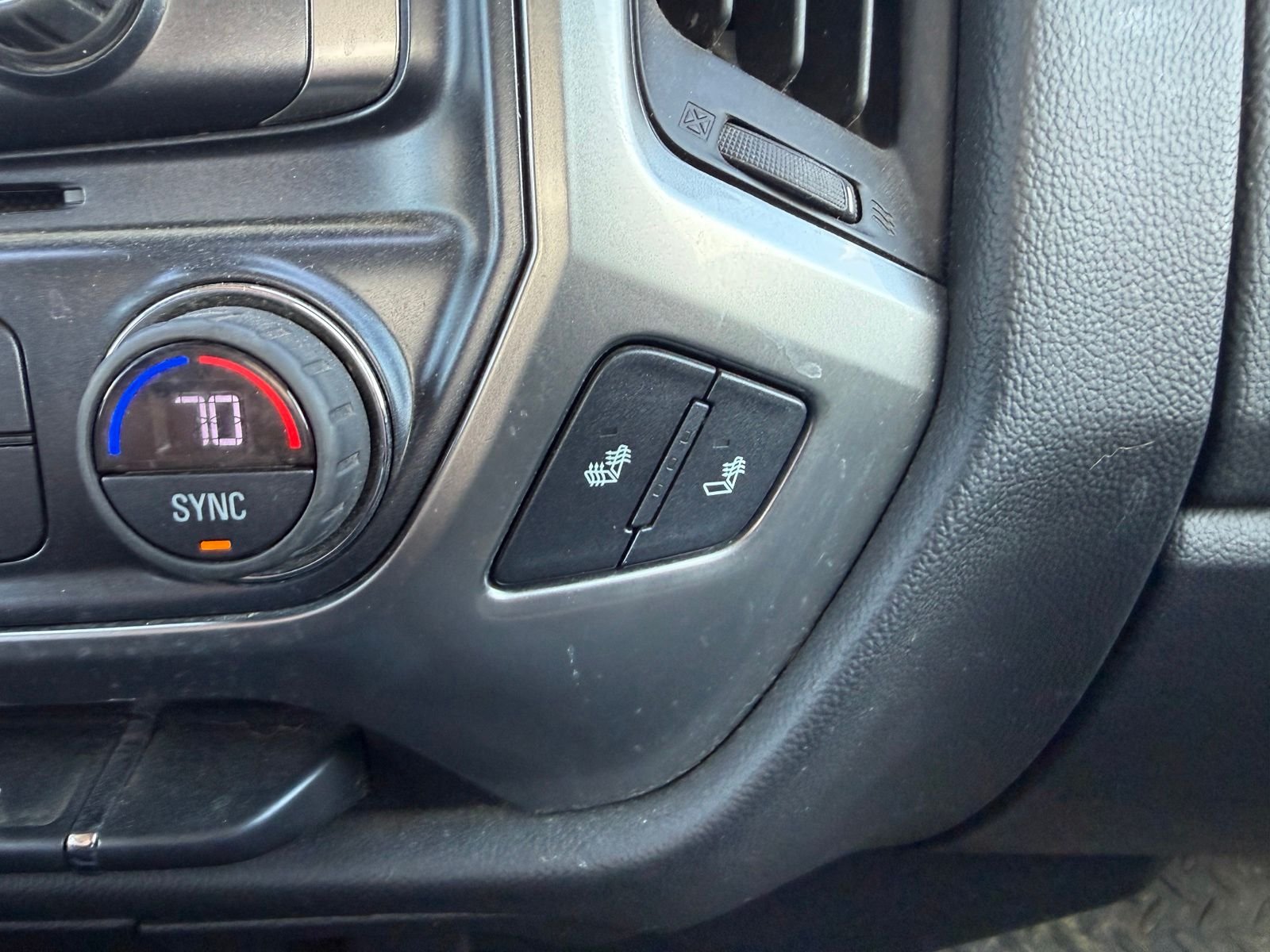 Used 2017 Silver Ice Metallic Chevrolet LT image 12