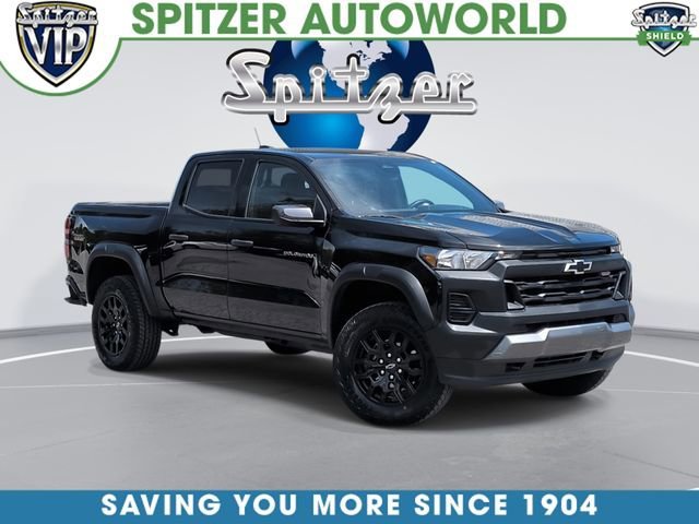2025 Chevrolet Colorado 4WD Trail Boss Crew Cab Short Box's photo