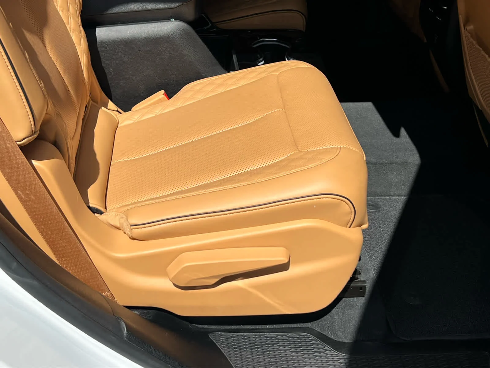 Used 2023 Bright White Clearcoat Jeep Summit image 24
