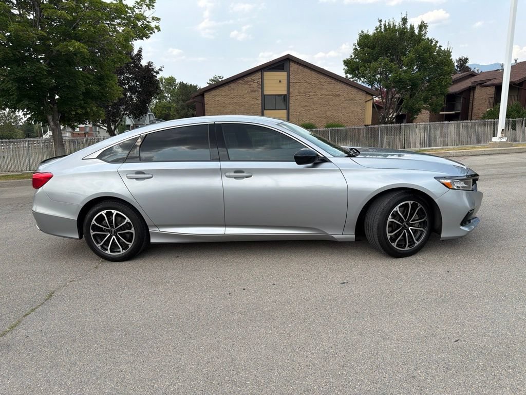 Certified Used 2022 Lunar Silver Metallic Honda Sport image 11