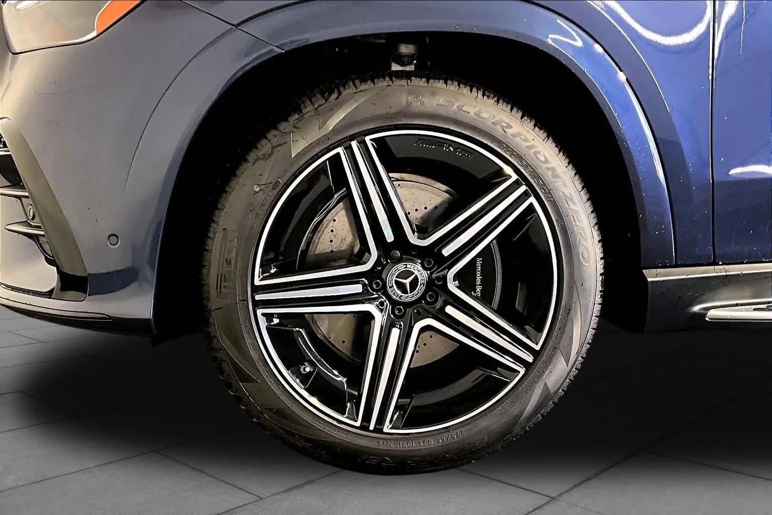 New 2026 Twilight Blue Metallic Mercedes-Benz GLE 350 image 17