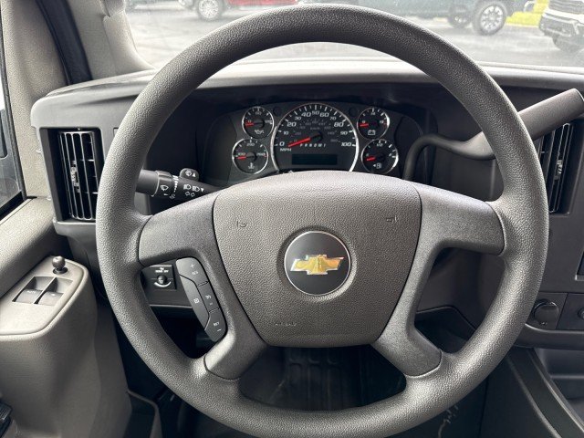 2025 Chevrolet Express Cargo Work Van - Photo 15