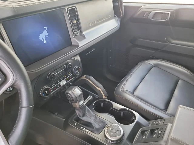 Used 2025 Blue Ford Badlands image 20