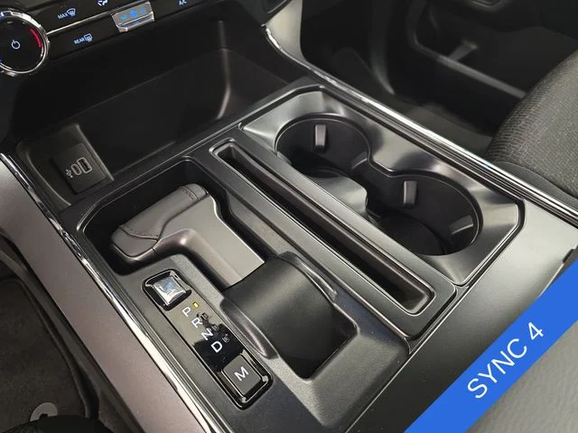 New 2026 Oxford White Ford XLT image 30