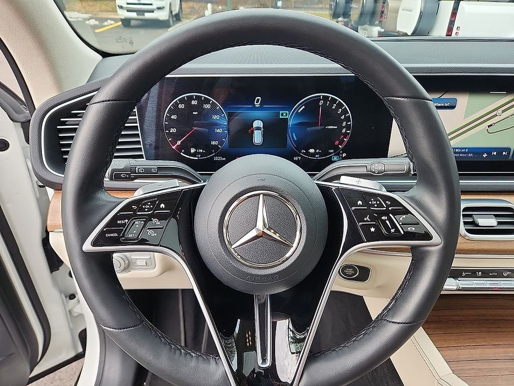 Certified Used 2025 Polar White Mercedes-Benz GLE 450e image 20