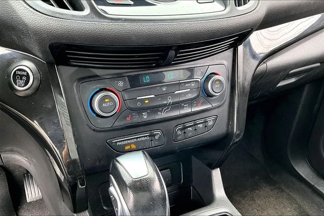 Used 2018 Gray Ford Titanium image 23