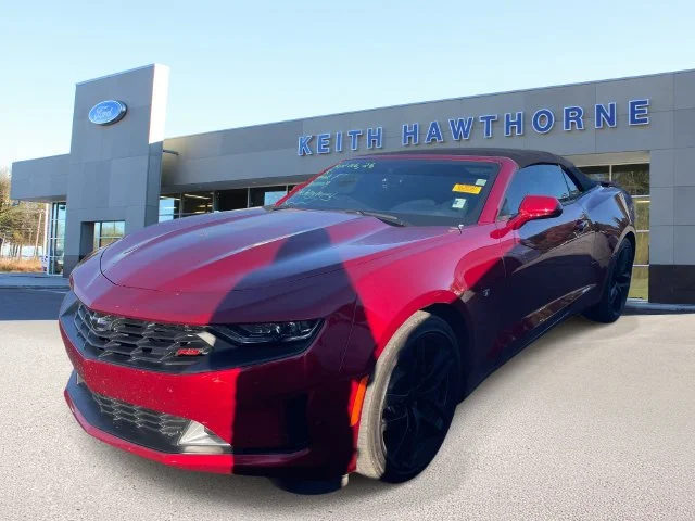 Used 2023 Radiant Red Chevrolet 2LT image 3