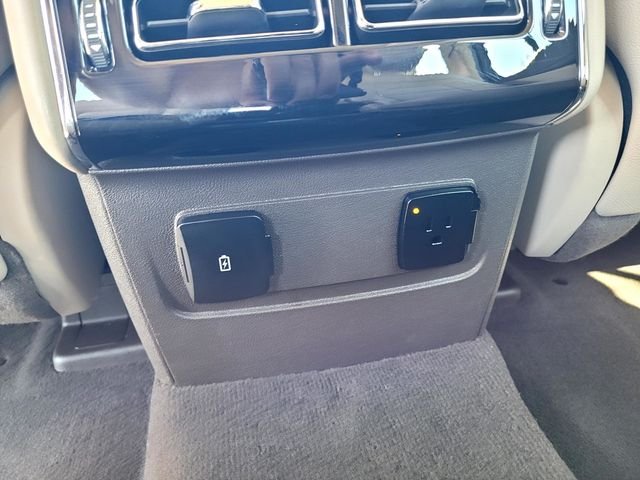 Used 2023 Blue Lincoln Reserve image 13