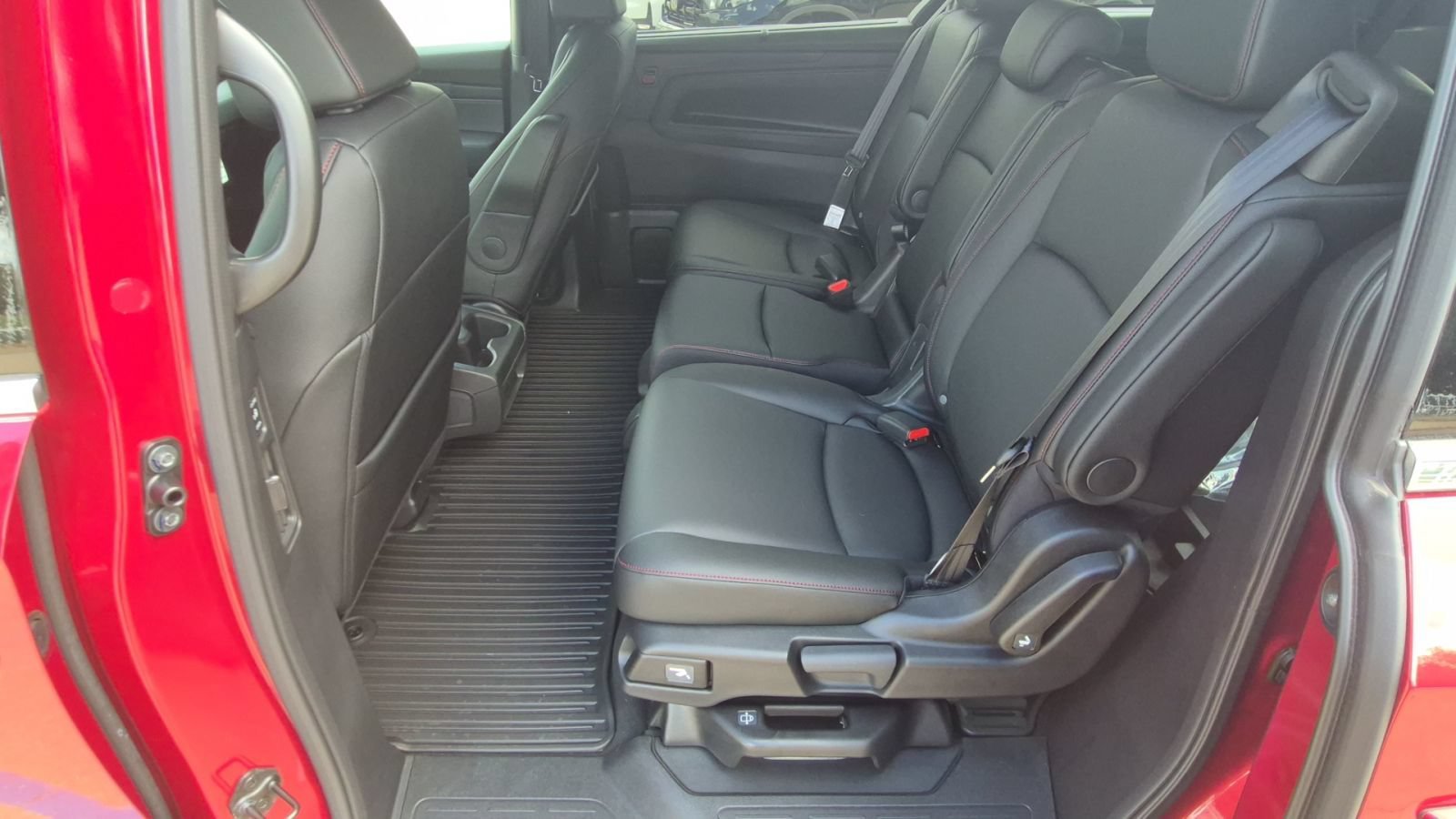 2026 Honda Odyssey Sport L - Photo 23