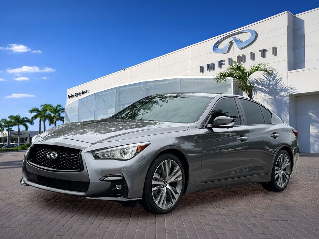 Used 2023 Gray INFINITI SENSORY image 3
