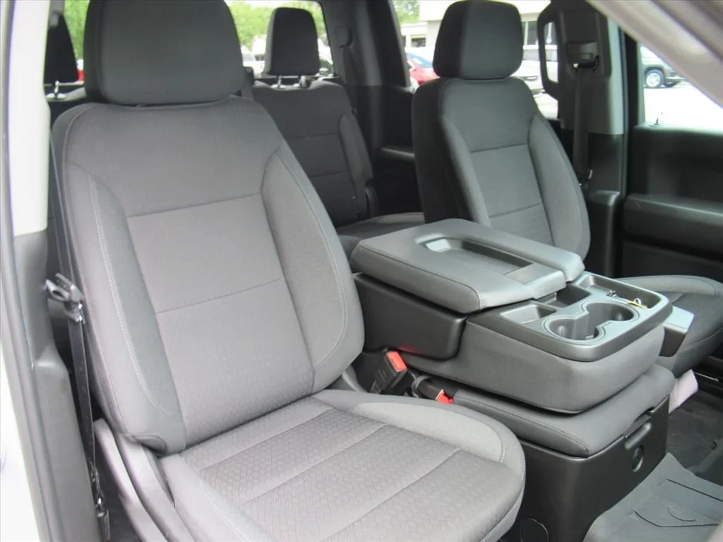 Used 2024 Gray Chevrolet Custom image 8
