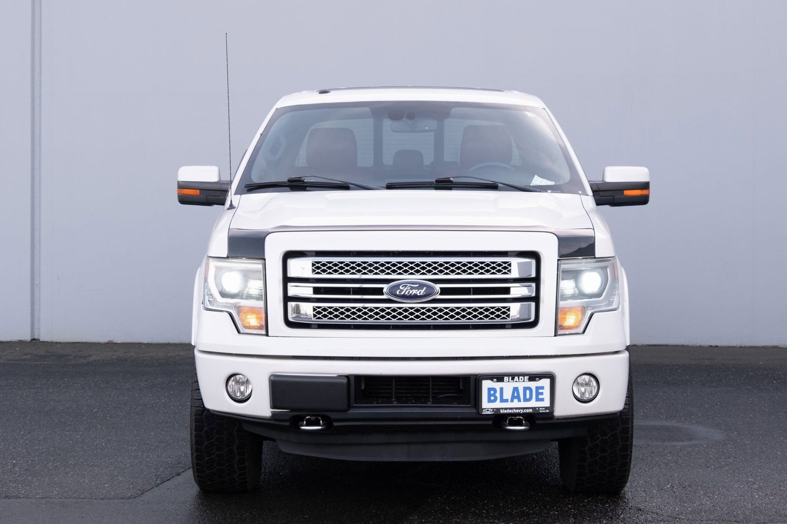 Used 2013  Ford Limited image 22