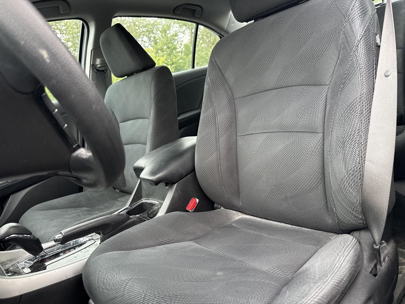 Used 2016  Honda EX image 4