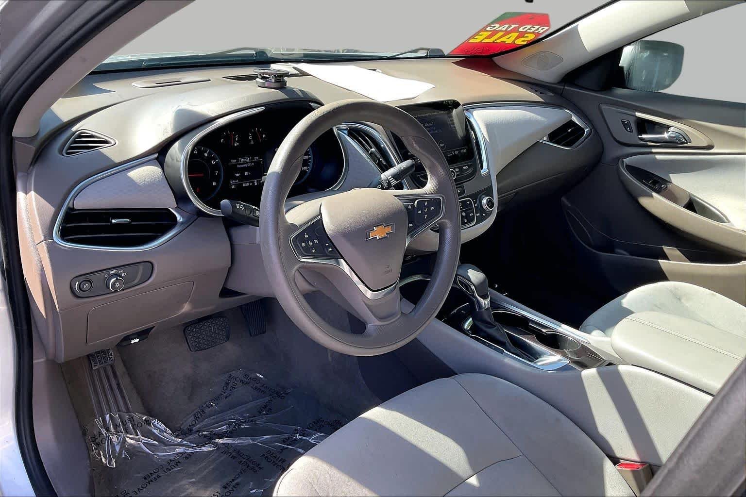 Used 2021 Silver Ice Metallic Chevrolet LT image 14